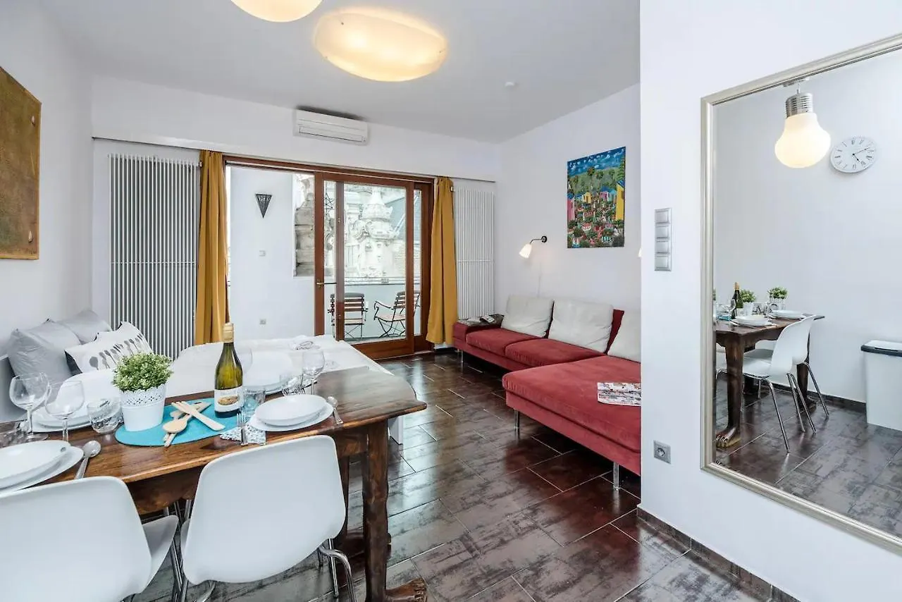 Central Aparment At The Doorstep Of Vaci Street 布达佩斯 公寓